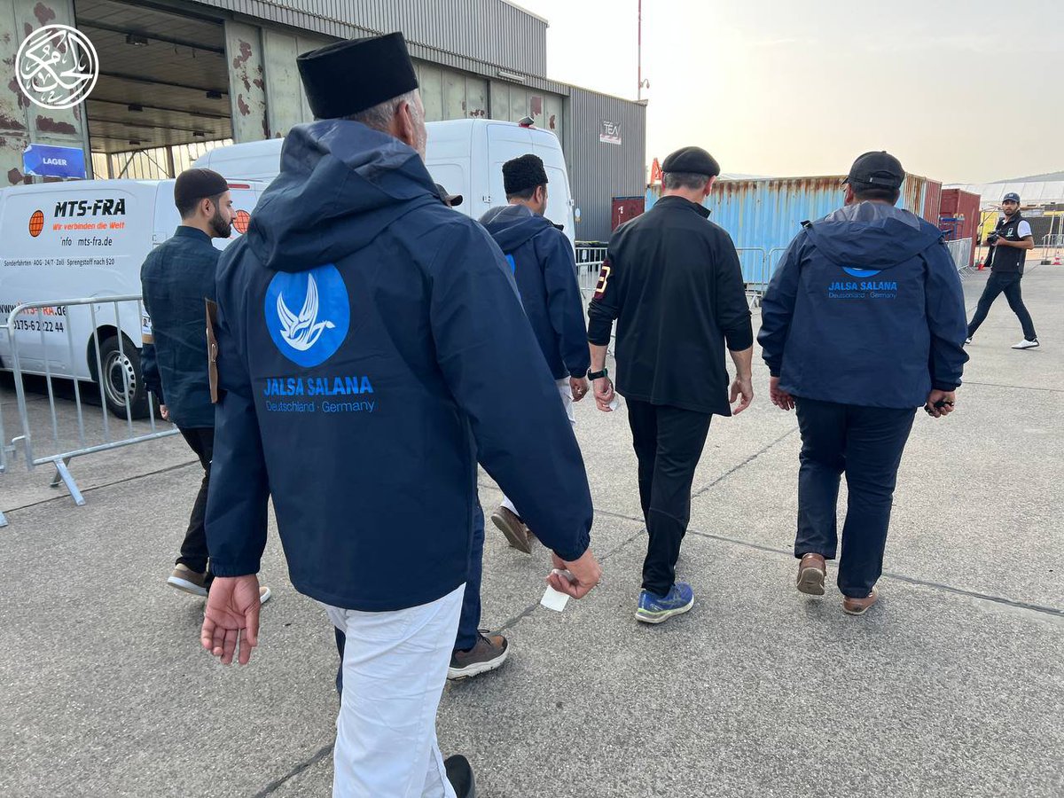 AlHakamWeekly's tweet photo. The inspection for Jalsa Salana Germany is complete!

Everything is set for a truly memorable and spiritually uplifting #jalsa 🙏

#JalsaGermany