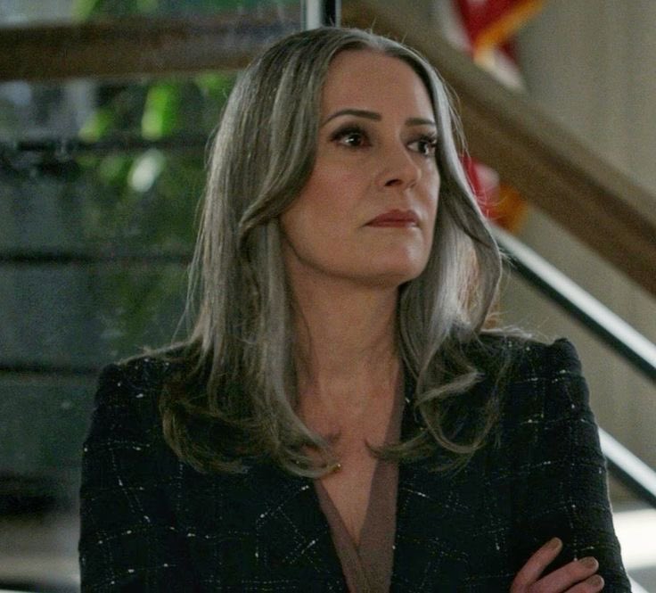 Emily Prentiss being a cat; the thread