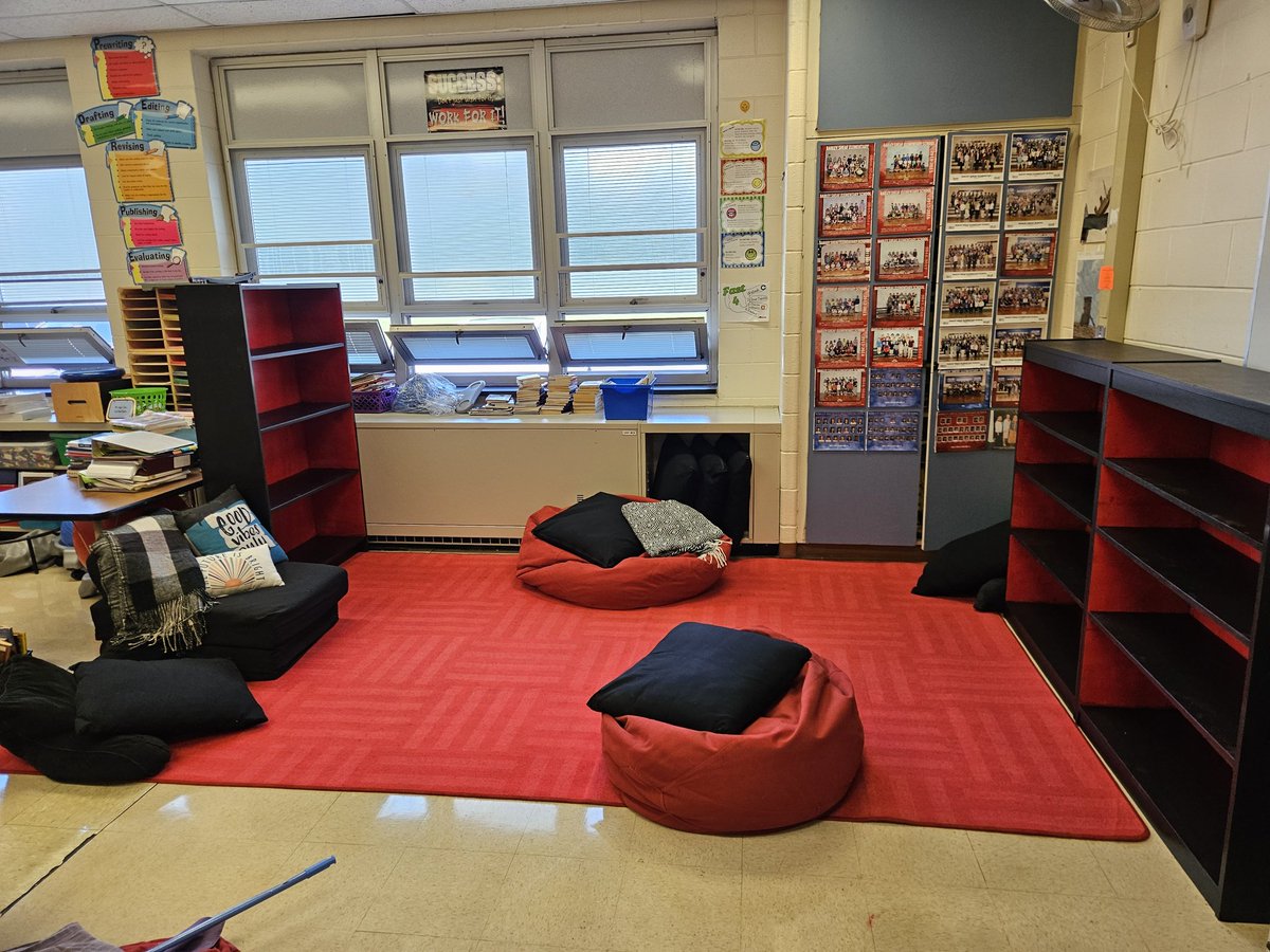 Mrs. Lango tweet media