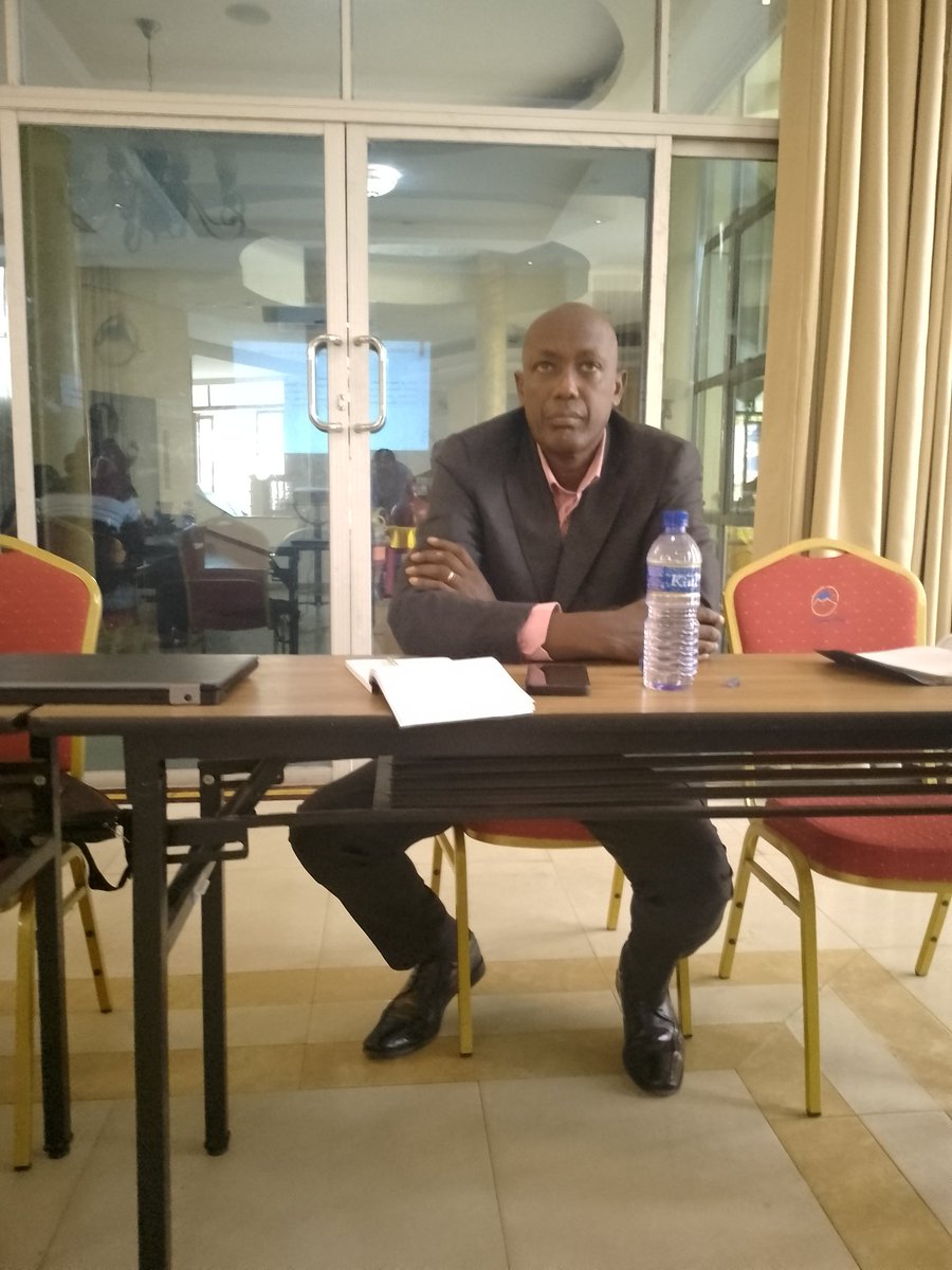 CebulacCt's tweet photo. 1.Ce jeudi, 22 août 2024, le 
Directeur du #CEBULAC, Honorable Sylvestre SINDAYIHEBURA, accompagné par certains cadres du #CEBULAC, a participé à un atelier organisé par la Bibliothèque Sans Frontières à #Martha_Hôtel. https://t.co/sPhCJFXeME