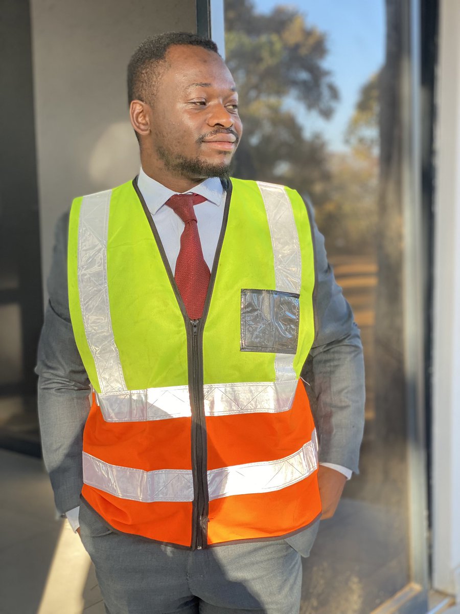 PatrickNdowaZW's tweet photo. When it comes to your work, be an ambassador for excellence.Take no task as too small. Mind no critic.Use your position to lift your profession,elevate your craft &amp; push yourself to heights never before imagined.Have the kind of energy that bothers the spirit of the enemy.

PTN https://t.co/osRkbzlUER