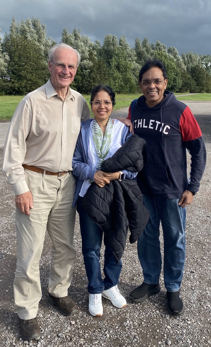 It was so lovely to meet up with my dear friends Vinu and Julie today and to hear of all that God is doing in and through them!
