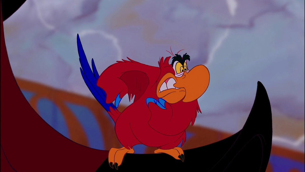 PedroHTunes's tweet photo. Um que sempre me irritou muito totalmente de graça e sei que é chatice extrema, mas o Alladin original se passa no século XV segundo a Disney e já me irritava por ter uma arara das américas lá. Aí vem o live action e taca um macaco brasileiro pra ser o Abu 😭 https://t.co/SfHl4GRoV2