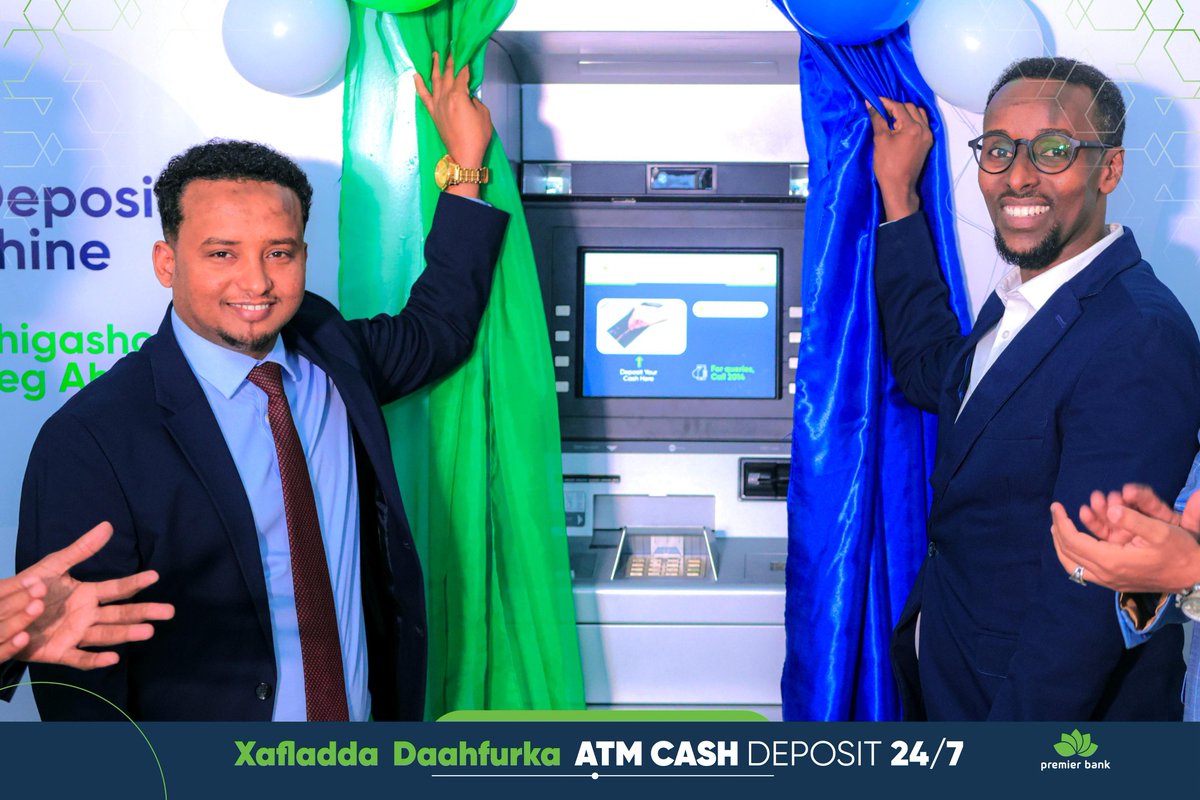 Abbahaji's tweet photo. 🚨 𝐇𝐄𝐑𝐄 𝐖𝐄 𝐆𝐎! Premier Bank Officially Launched the first ATM Cash Deposit Machine in Somalia🔵🟢. 👉 https://t.co/Mwxwnlg4WX   @premierbankSO @MastercardSSA @Mastercard #somalia https://t.co/EaDkZFedLk