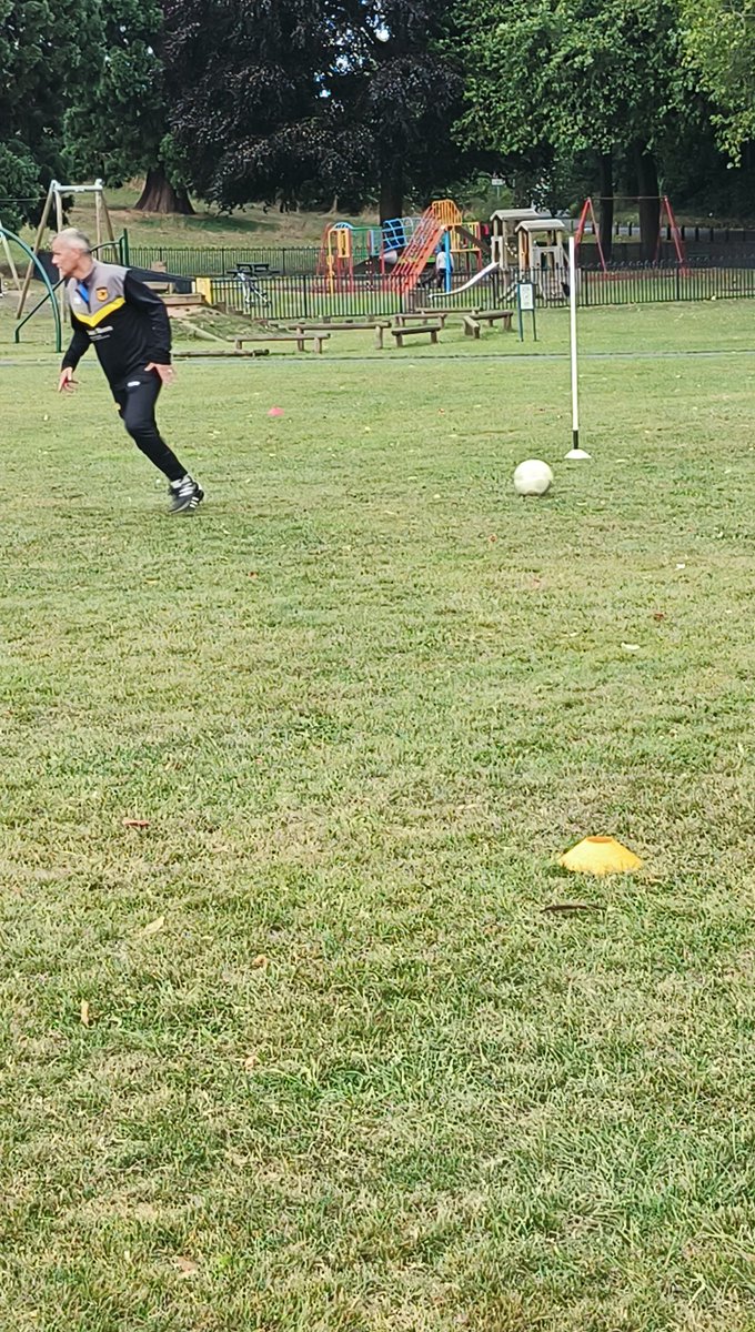 Training going well numbers growing well done lads #Uptheswifts