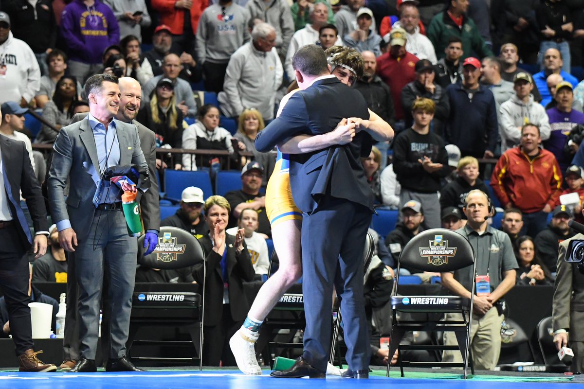 Pitt_WRES's tweet photo. nobody will remember:
- your salary
- how “busy you were”  
- how many hours you worked    

people will remember: https://t.co/0P8swFoawB