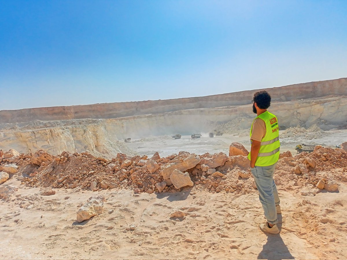 ahmed_labieb88's tweet image. I am so glad  to be in training with the Engineer Mostafa Ahmed Mansour and which I learned many things about quarries, and I thank him very much and thank my friend omar Abdelkareem ,Hesham Mohamed  and thank ASEC Company for Mining - ASCOM