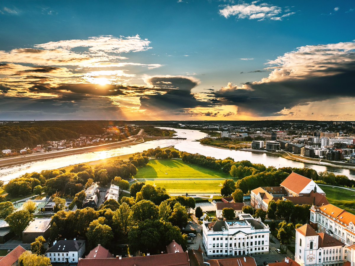 NejauNet's tweet photo. #Kaunas #Lithuania #Lietuva #dronas #Mavic3 #mavic3pro #drone #kaunastic #kaunasaerial #summer2024 #djimavic3pro #vasara2024 #hasselblad #hasselbladdrone #kaunasoldtown #nemunas #neris #santaka https://t.co/ZbeqZP40WB