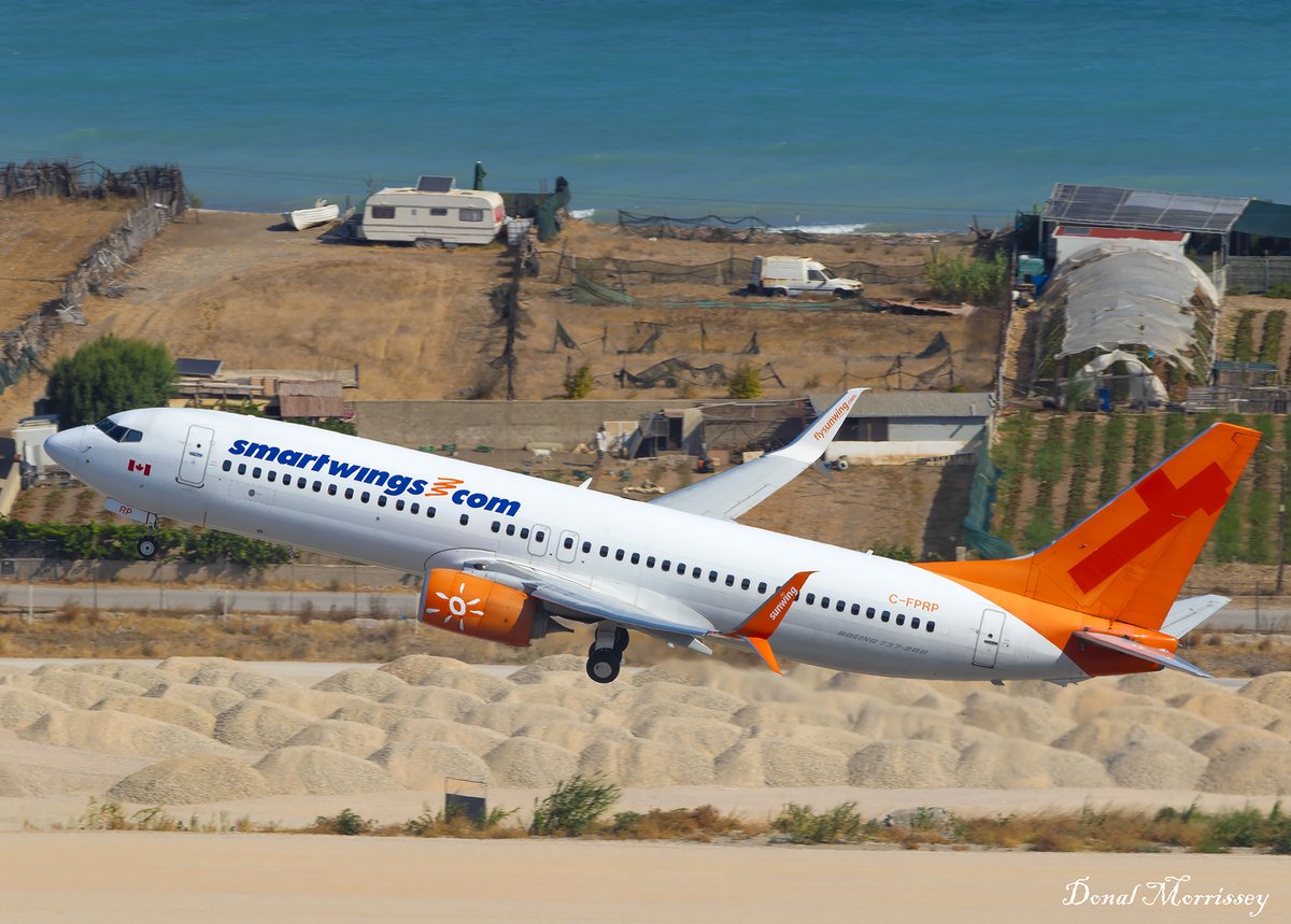 birrlad's tweet image. Climbing out of Rhodes Smartwings (Sunwing Airlines) @Boeing 737-8FH C-FPRP.
#avgeek #avition #airline #airtravel #boeing #smartwings #sunwing #boeing #Rhodes #Greece #Holidays #planespotting