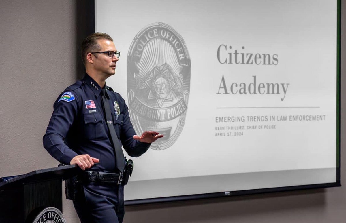 BeaumontCA_PD's tweet photo. We are still accepting applications for our Fall Citizens Academy! 
The 10 week course is held on Weds afternoons from 4-6pm, beginning Sept 4-Nov 6. Learn more and apply online at
https://t.co/erA6KWKYZ2 https://t.co/eeSXtaYfDV