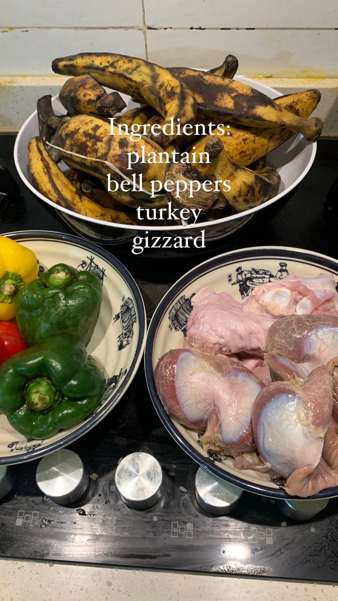 SymplyNoor's tweet photo. Let’s make gizdodo, rice and turkey😌

this is plainly straightforward, yet classy. It doesn’t have oyaya - understanding dish ni. You can make it for anyone, and for any occasion. https://t.co/20vbyXED4q