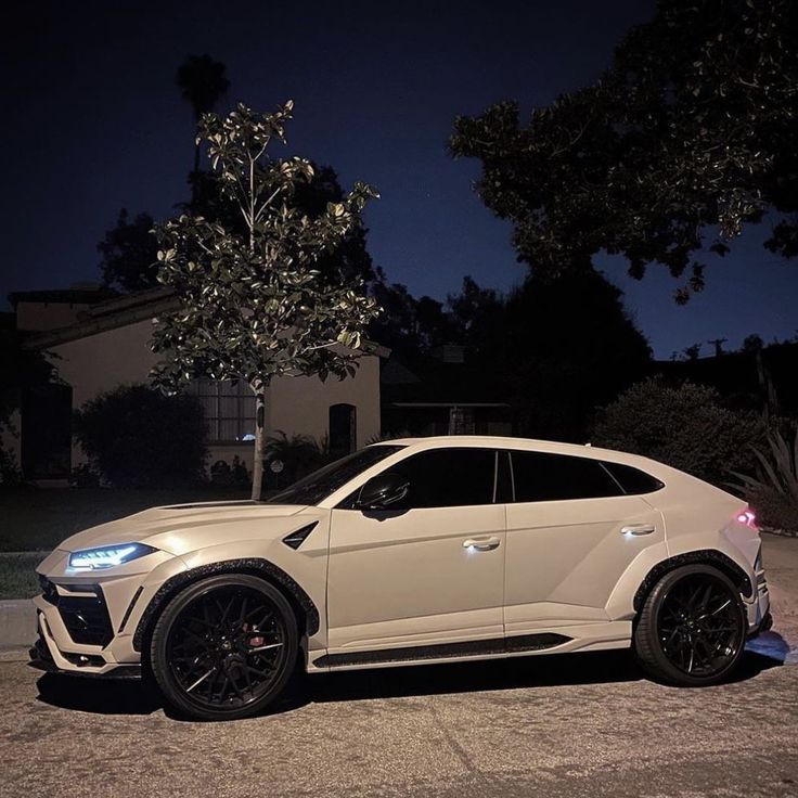 Auto_Porn's tweet photo. U R U S https://t.co/6MbuKCBZLJ