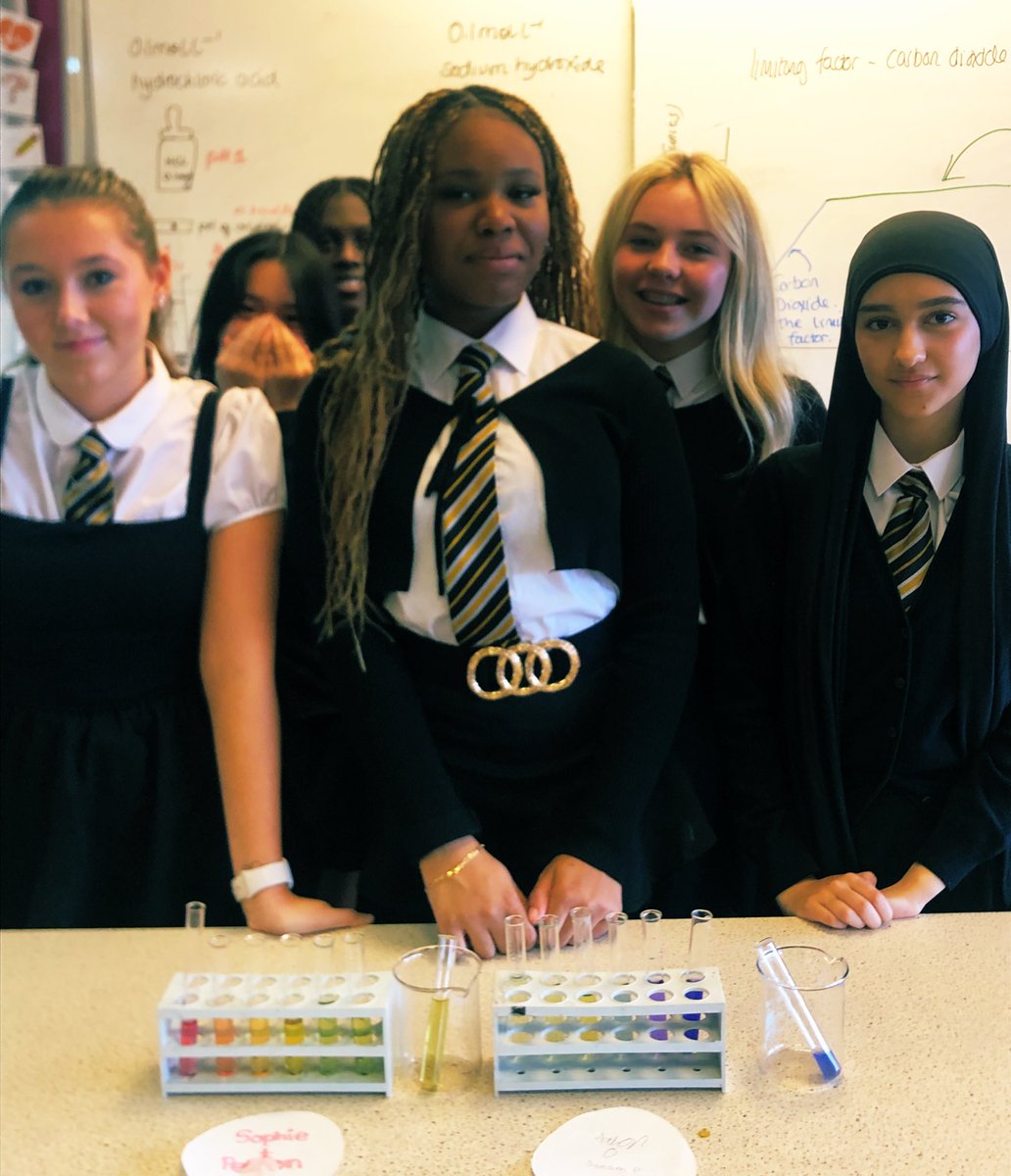 STAScience (@stascience1) on Twitter photo Doc C’s S4 Chemists made superb dilution series for alkalis & acids! Impressive accuracy in practical techniques girls! 💕 <a href="/StThomasAqSec/">St Thomas Aquinas</a> <a href="/meehan_miss/">Miss Meehan</a> Doc C’s S4 Chemists made superb dilution series for alkalis & acids! Impressive accuracy in practical techniques girls! 💕 <a href="/StThomasAqSec/">St Thomas Aquinas</a> <a href="/meehan_miss/">Miss Meehan</a>