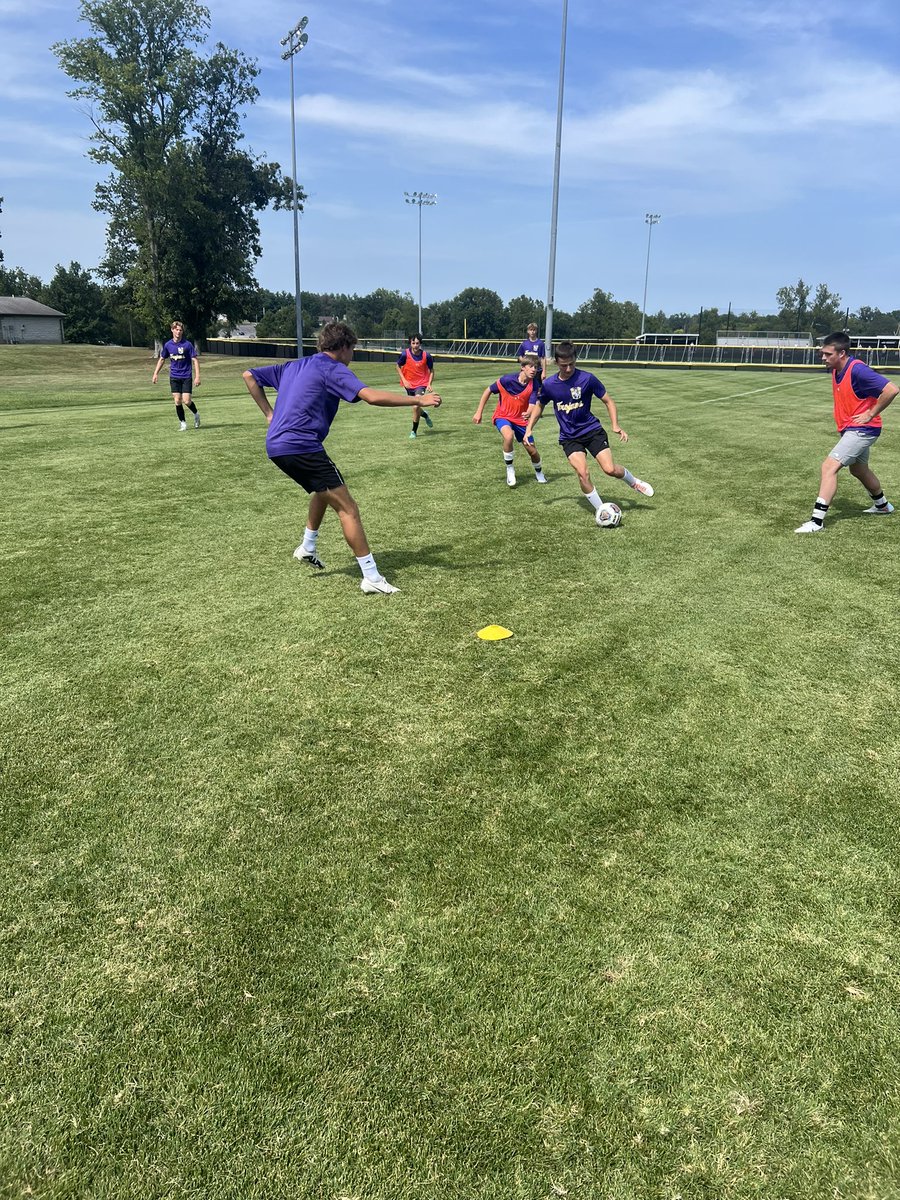 So grateful to share the joy of ⚽️ with these hard-working and thoughtful young men. 

Go Trojans!