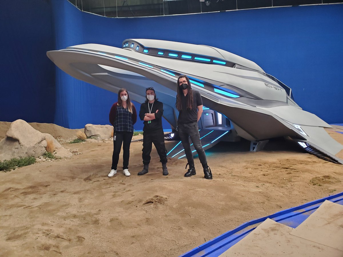 #TheOrville 

Taking the shuttle to work. 
(Back during season 3).