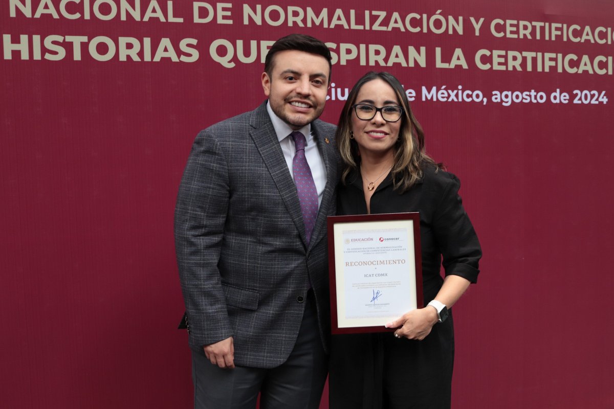 Alejandra_Flores tweet media