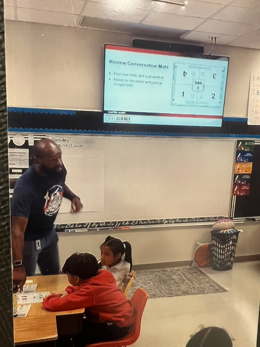 Kelly Curry tweet media