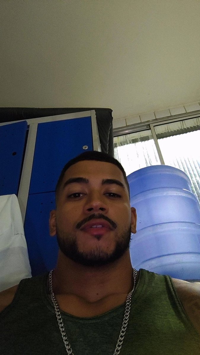 GledsonMarcos3's tweet photo. Tô bonitinho hj https://t.co/3aS7Ye5RF0