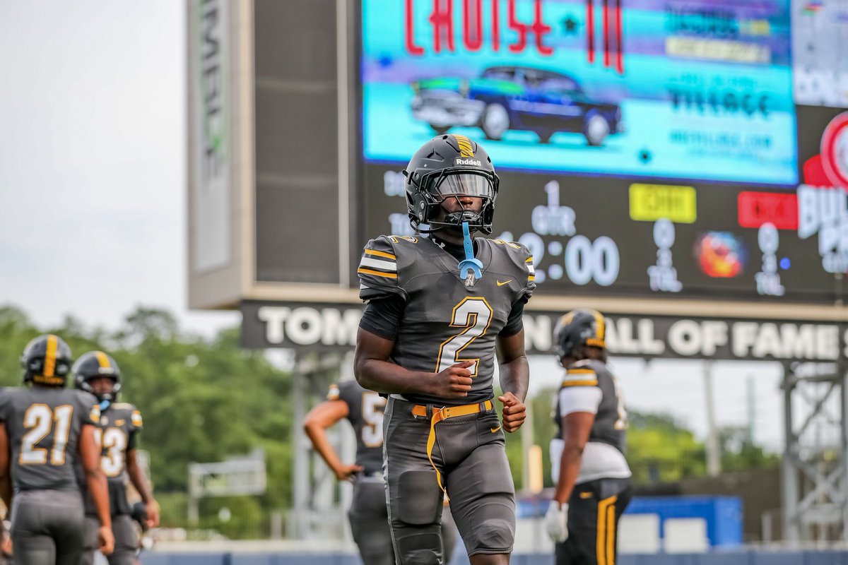 1 MORE SLEEP!! #heightsfootball 🫡