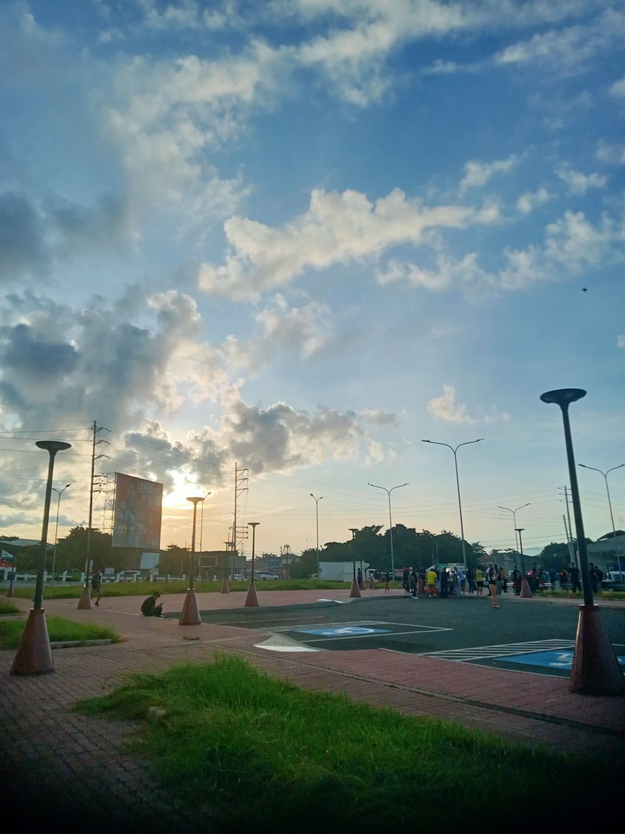 aruiecloud's tweet photo. https://t.co/UmEAUljZFX