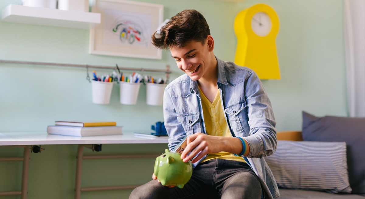 SpectrumCU's tweet image. Help your teen achieve financial independence with these creative savings challenges. Start them on the path to smart money habits today. ow.ly/C2qv50T4AUP