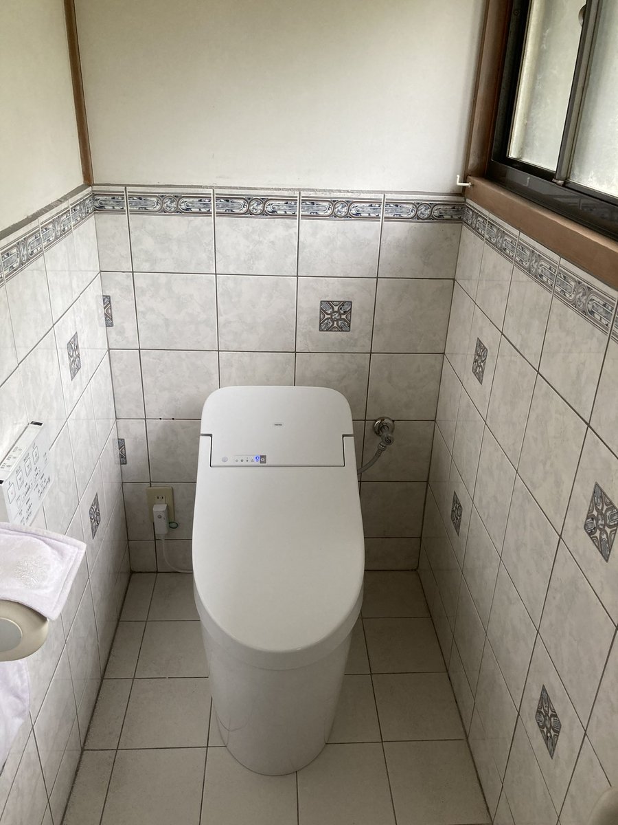 QOL_SAGA's tweet photo. おはようございます！
今日は吉野ヶ里でキッチン、トイレの改修工事の現場にはいります👷
トイレは昨日終わりました^_^
#リフォーム
#リノベーション
#キッチン
#台所
#佐賀 https://t.co/tSr0nKOrrh