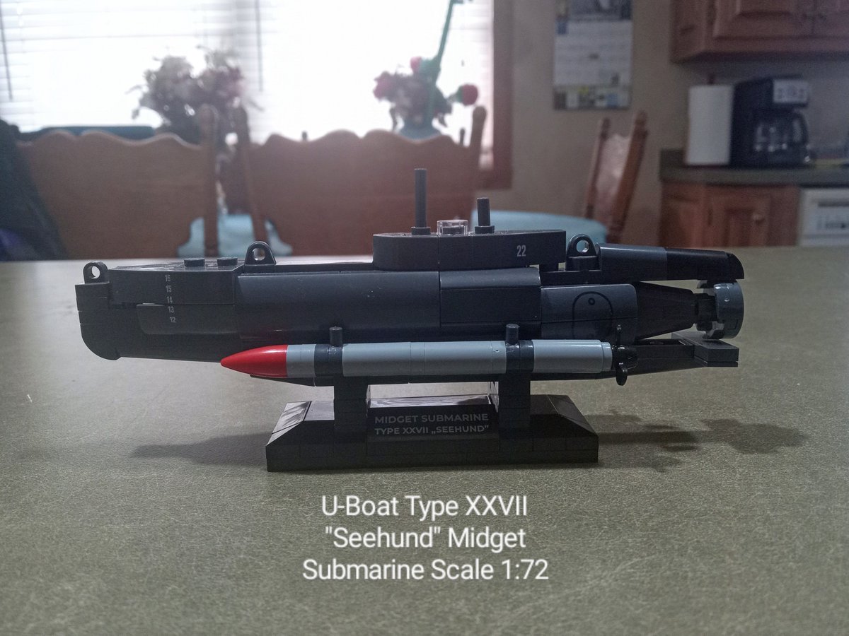 JerryWEicher's tweet photo. @NatureOfGaming These are the 3 subs I have that I built, I have the names and scale edited into the pictures because the nameplates are too small to get in the shot. https://t.co/H8esowplNy