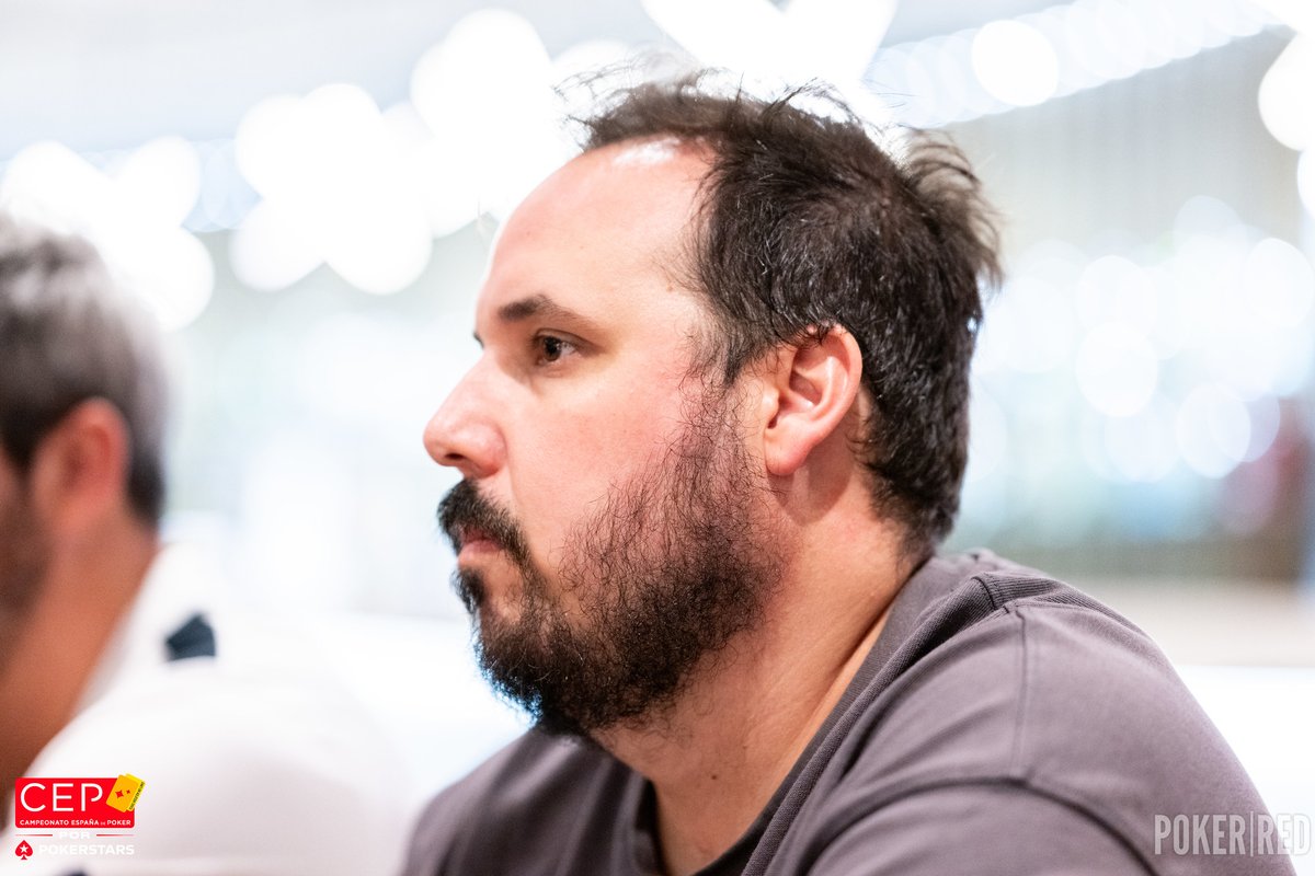 "Sebi" se monta en un cohete que le eleva a la parte alta de la tabla
MAIN - NIVEL 12 - 1k / 2k - 2k Ante
#CEPBarcelona #YoSoyCEP <a href="/PokerStarsSpain/">PokerStars España</a> <a href="/CEP_Poker/">CEP Poker</a>
poker-red.com/node/148419