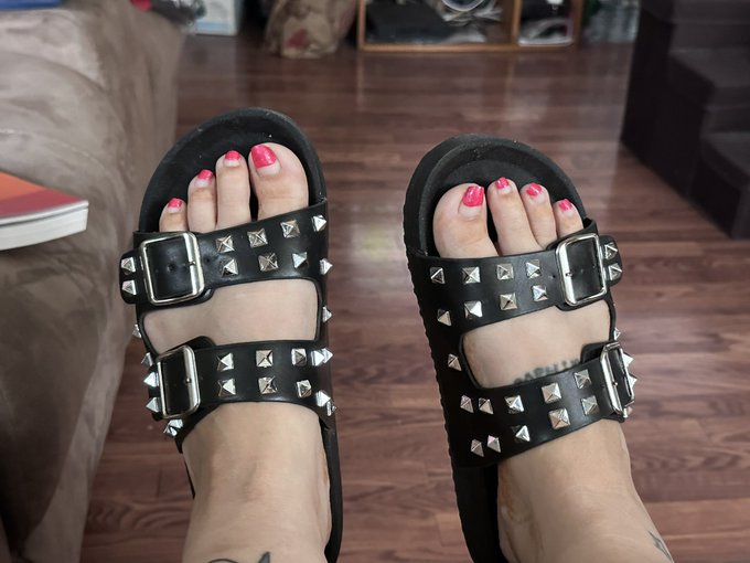Badly in need of a pedicure. Help me pick a color! Something fall vibes, but not too dark. https://t