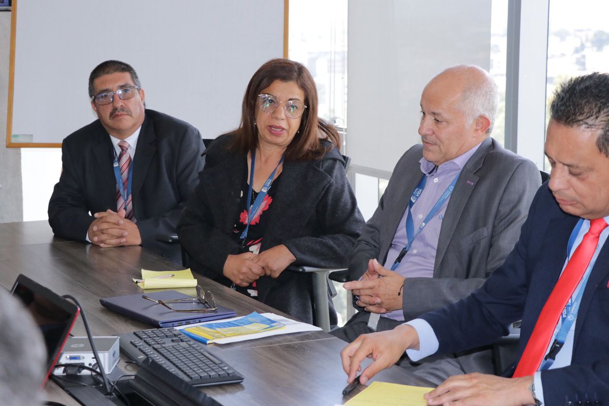 USPEC_Colombia's tweet image. El director gnral. @ludwing_joel y funcionarios de la entidad recibieron la visita de la ministra Ángela M. Buitrago y del secretario gnral. del @MinjusticiaCo Chaid Franco, para buscar alternativas que permitan gestionar más recursos en pro del sistema penitenciario del país 🇨🇴