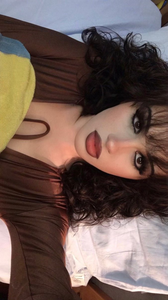 the young trans girl you will never have😂💸

Findom femmedom transdom sissy serve Goddess