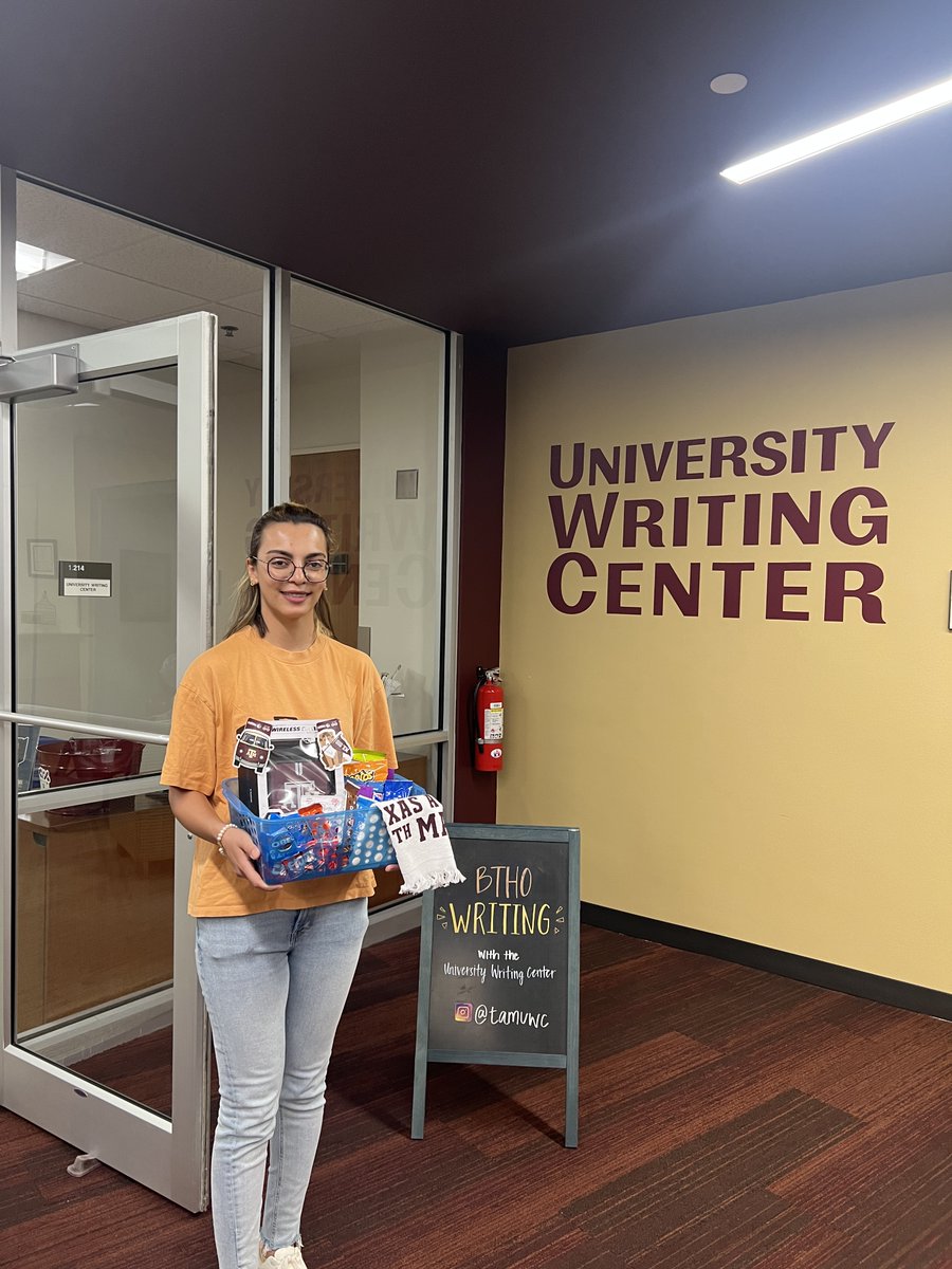 tamuwc's tweet image. Thanks to our winner Faezeh and everyone who participated in our Going for Gold Giveaway! We hope you&apos;re able to use all that stuff for a great semester--and hopefully, write some great words, too.

#tamu #tamuwc