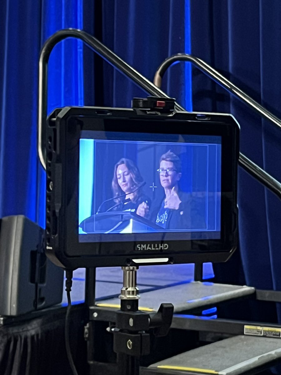 ShannonDevine tweet media