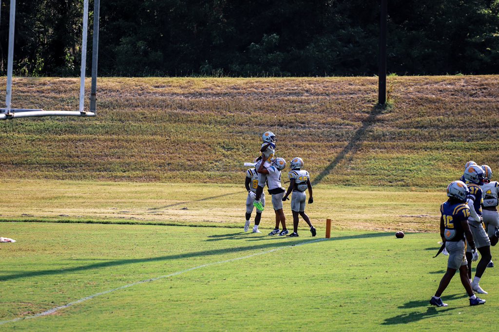 jbdavisionary's tweet photo. Fall camp scrimmage at Albany State University 🐏 https://t.co/BB9wenROW2