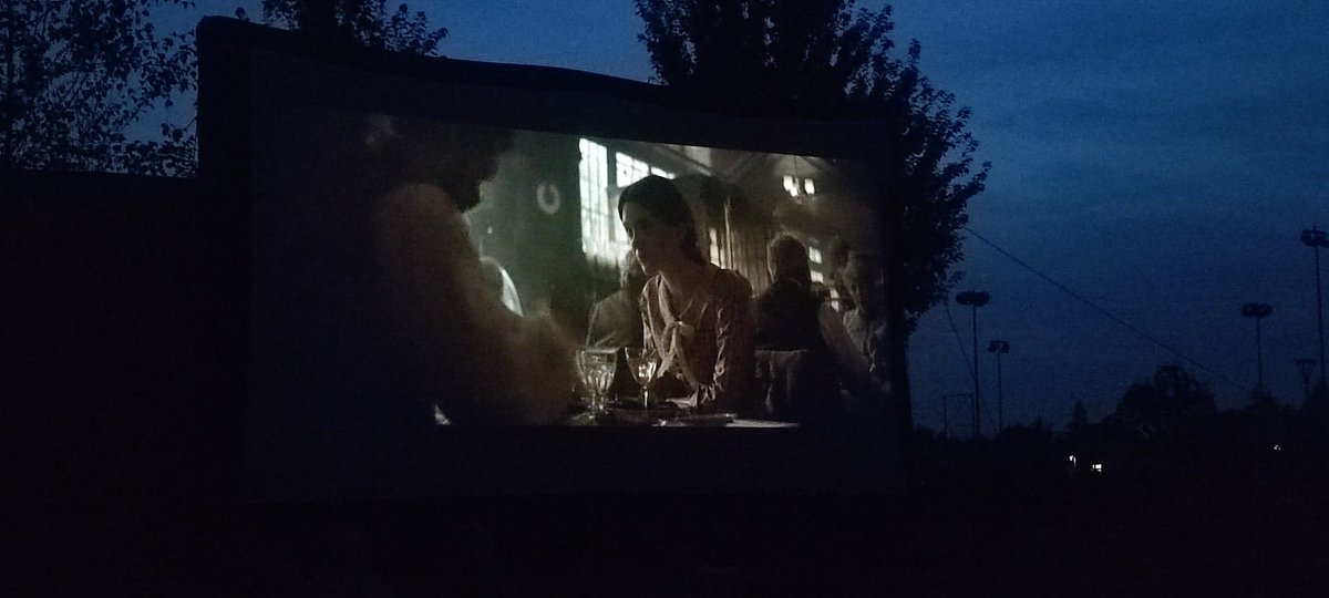 #ObelleToile <a href="/Moneteau_Yonne/">Monéteau</a> avec la diffusion du film #Eiffel en plein air au Parc des Peupliers 
<a href="/ArmindaGuiblain/">Arminda Guiblain</a>