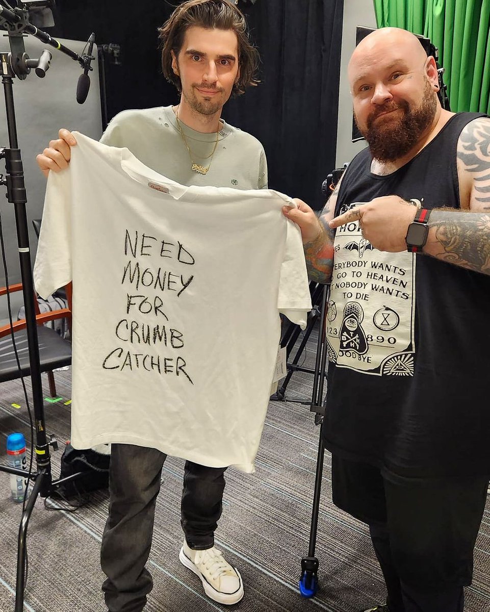 theofferingwjh's tweet photo. What a lovely and lively conversation. Just two dudes talking about #CrumbCatcher. Which is now available to own digitally. Thank you, Chris Skotchdopole!
Listen to our conversation: https://t.co/7BsImeiDyG https://t.co/arse2721wL
