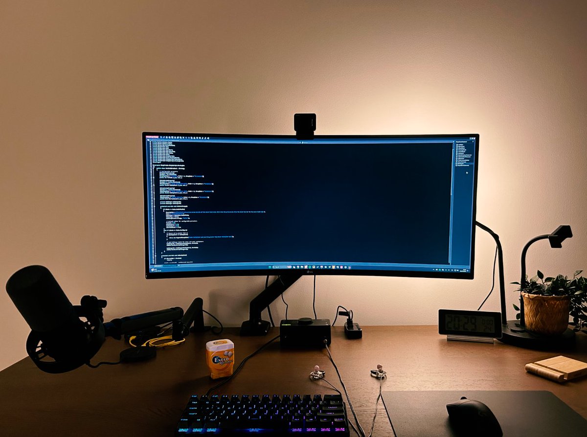 GoshawkTrades's tweet image. I hate manual trading.

It held me back for months.

So over the past 5 years, I have become a fully algorithmic trader.

Here are 7 benefits of automating your trading: