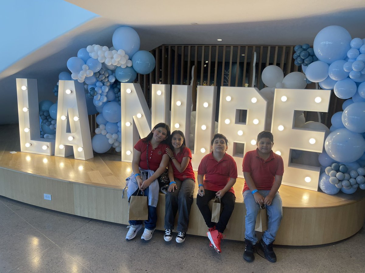 MarciaAlcantar's tweet photo. Thank you @LaNube915 for hosting our 5th grade @RSEcowboys. Our new museum truly is every STEAM Enthusiastβs Dream! Β #RSEAdventureIsCalling #CowboysGoExplore #YouMakeUsClint @ClintISD https://t.co/UBXzk5avW2