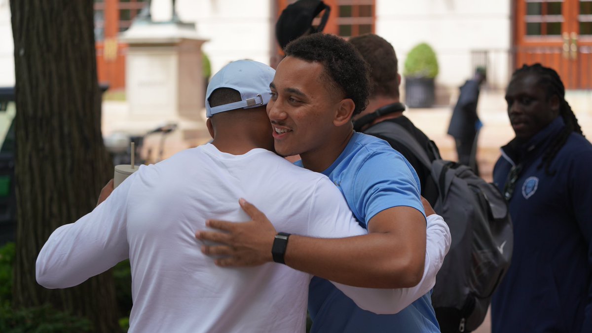 CULionsFB's tweet photo. Move-In complete ✅

Work 🏈🔜

F.I.G.H.T. 🦁

#OnlyHere // #RoarLionRoar https://t.co/v2cQcyCCC5