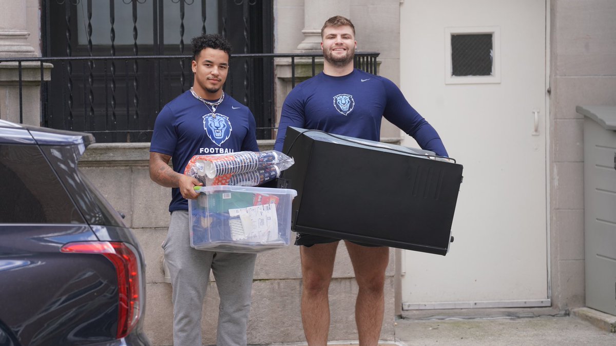 CULionsFB's tweet photo. Move-In complete ✅

Work 🏈🔜

F.I.G.H.T. 🦁

#OnlyHere // #RoarLionRoar https://t.co/v2cQcyCCC5