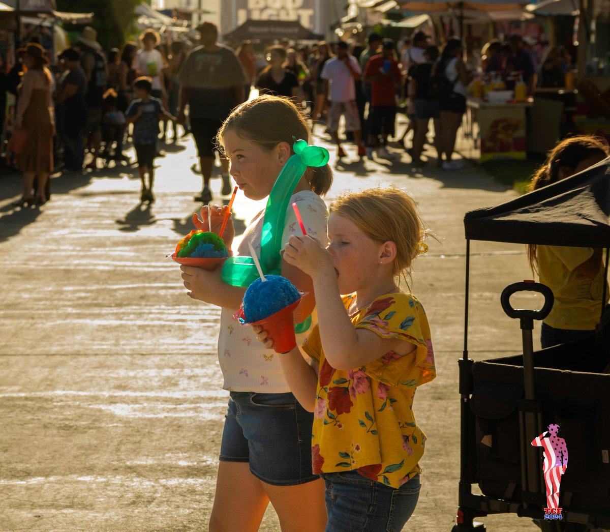 Anyone else craving some fairtime sweet treats? 😋
What's your favorite sweet treat to indulge in during the Fair? Let us know!👇