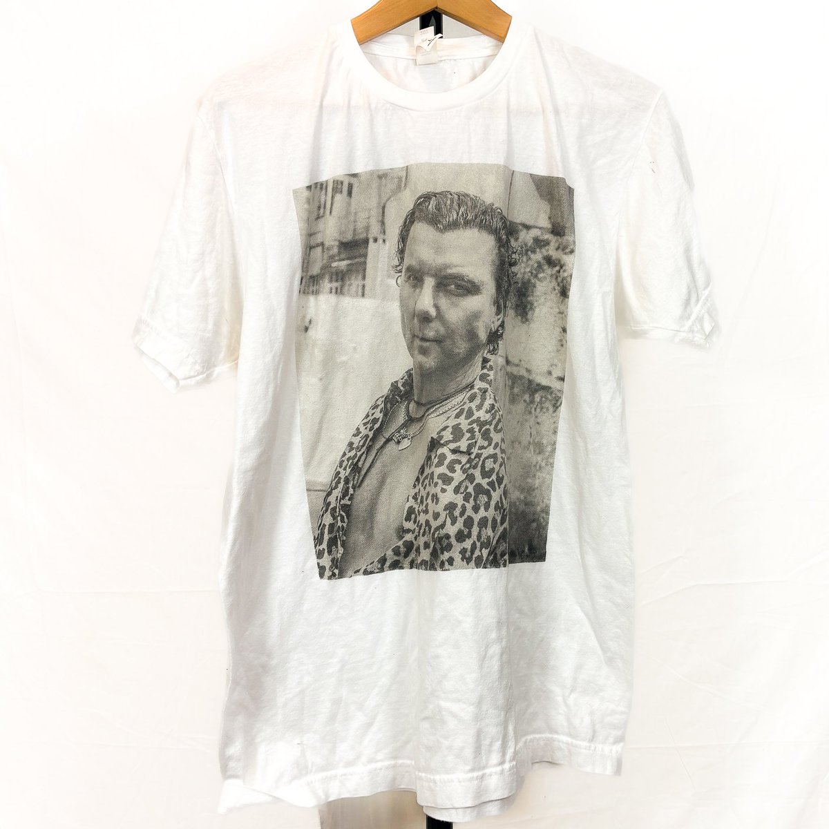 GdotArroyo's tweet photo. Do you have a piece of clothing that reminds you of a specific person or time in you life? For me it is usually tied to music. #bush https://t.co/P6frVyptti
