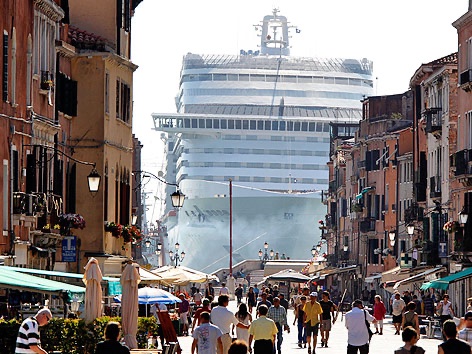 GaalSte's tweet image. #MeyerWerft gerettet! 💚