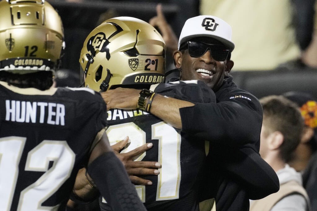 CFBClassics's tweet photo. 2023 - Week 3

Colorado St @ #18 Colorado

The hype of the Deion Sanders-Colorado 2023 campaign climaxed with this state rivalry game. This 2OT classic was a seesaw of momentum and gave us the PrimeTime plays we were promised from Deion.

https://t.co/W8ndWl0DFq https://t.co/a1aRx1CxUO