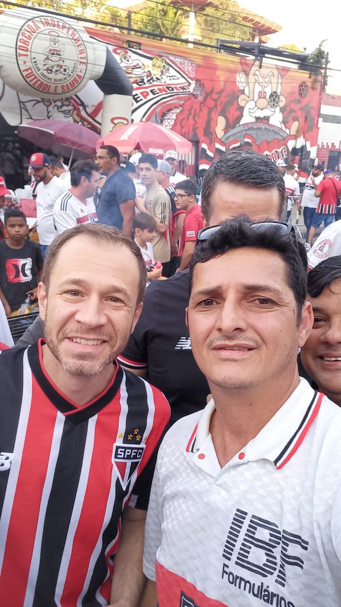BlogdoSaoPaulo's tweet photo. Acharam o Leitfert https://t.co/cgR7vnF0q5