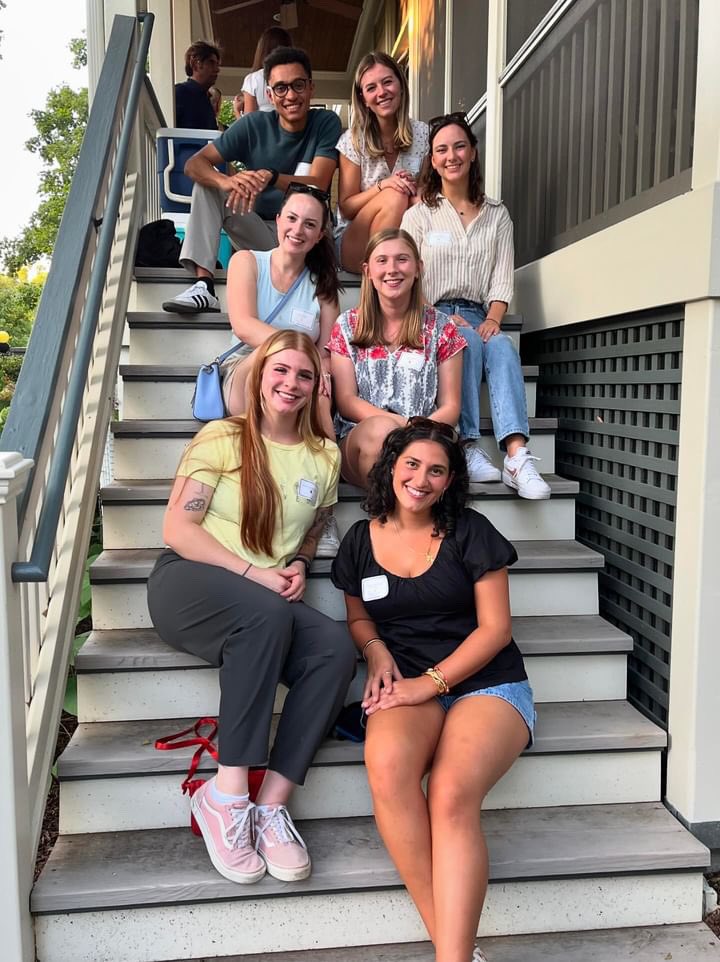 VUmedicine's tweet photo. One big hearing and speech sciences family! Last week, our HSS students came together to kick off the new year at department chair Dr. Anne Marie Tharpe’s annual BBQ. We’re so excited for another fantastic year with these amazing students!
#VandyMed #VandyAuD #VandySLP https://t.co/rayDVq1sr5
