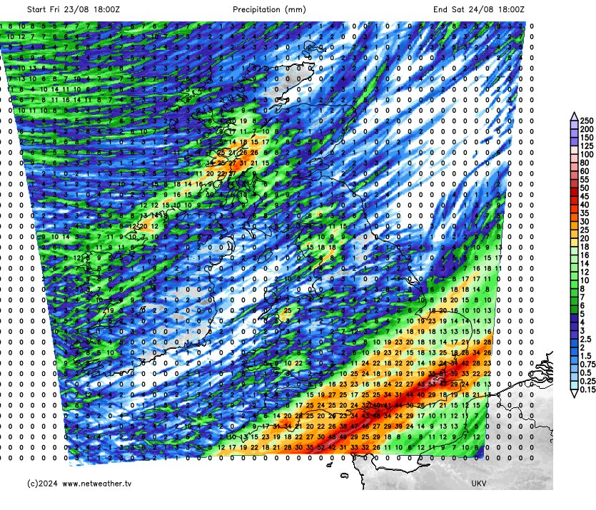 NickJF75's tweet image. An autumnal feel next few days, Storm #Lilian passes over N England Friday morning, which could bring 70mph+ wind gusts here + heavy rain to the north. Lilian strengthens further over North Sea. Hot on its heels, frontal wave runs across the south - bringing a rather wet Saturday