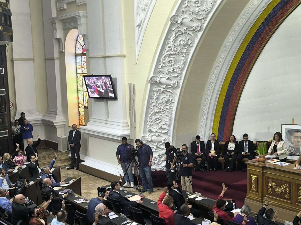 #22Ago || Queda aprobado por Unanimidad el Proyecto de Acuerdo en Respaldo a la sentencia definitivamente firme dictada por la Sala Electoral del TSJ que ratifica los resultados del 28J anunciados por el CNE que proclamó como ganador al candidato, Nicolás Maduro Moros.