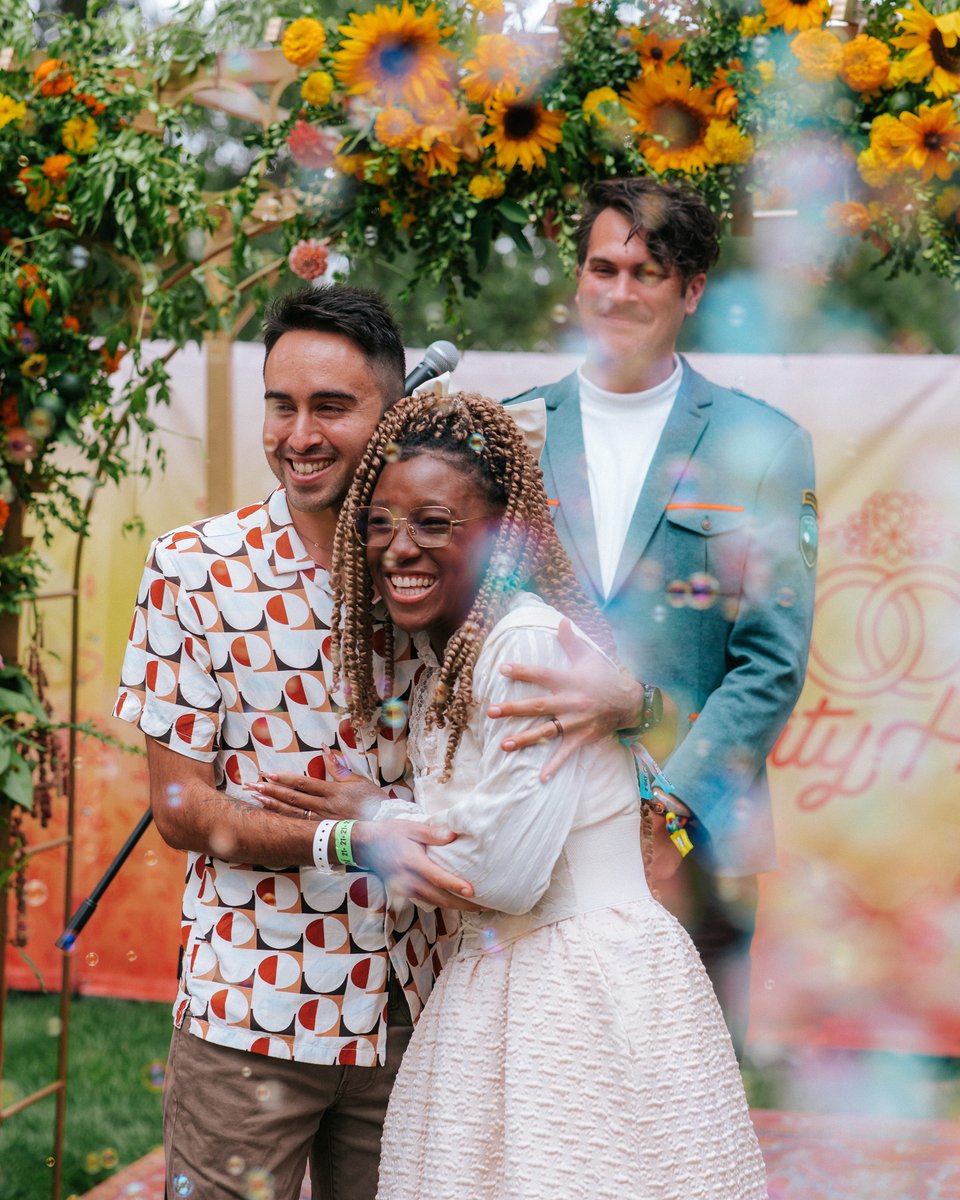 sfoutsidelands's tweet image. tying the knot in golden gate park = magical 💍

📸: @alivecoverage