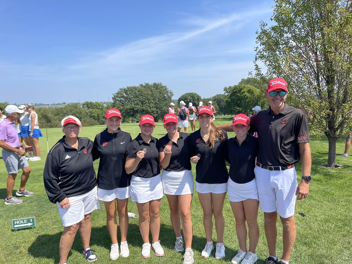 westside_golf's tweet image. Amazing Start. 318 (2 shy of school record) 3rd place team finish. 
Kendall- T15
@Sophia_Martin06 - T 9
@AddisonBenge T7
And with her first HS win 
@chloediprima 
Hard Work Wins! Going to be a special season! ❤️💪🏽